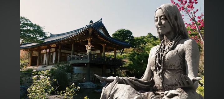 [서울=뉴시스] 르세라핌 '붐팔라' 퍼포먼스 비디오. (사진 = 쏘스뮤직 제공) 2026.05.31. photo@newsis.com *재판매 및 DB 금지