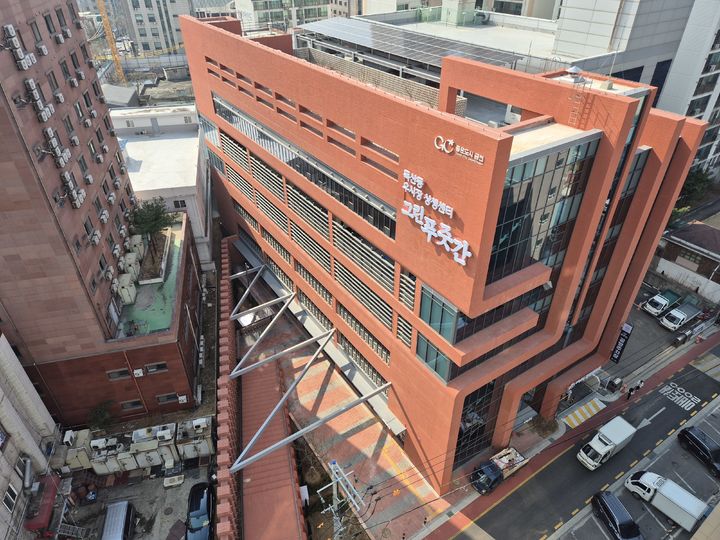 [서울=뉴시스]독산동우시장 상생센터 그린푸줏간. (사진=금천구 제공) 2026.05.31. photo@newsis.com *재판매 및 DB 금지