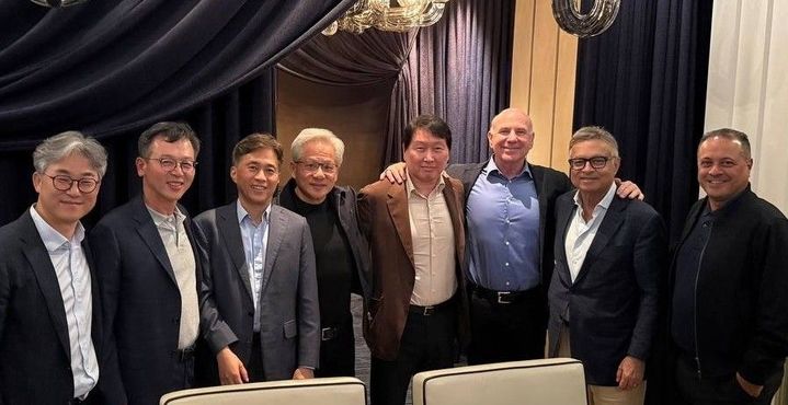 "이번엔 로봇이다" 젠슨 황, 오늘 한국 도착…피지컬 AI 생태계 확장 속도