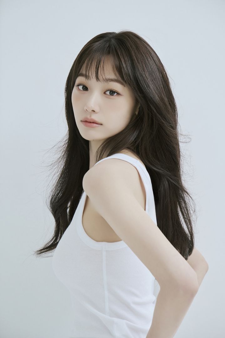 [서울=뉴시스] 동아오츠카는 올해 오로나민C 새 얼굴로 배우 강미나를 발탁했다.(사진=동아오츠카 제공) *재판매 및 DB 금지