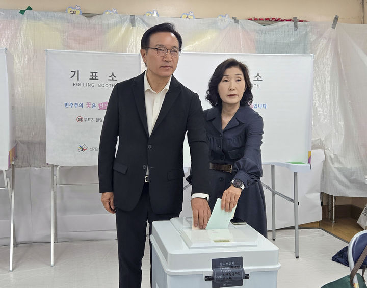 [성남=뉴시스] 임태희 경기도교육감 후보. (사진=선거캠프 제공) 2026.06.03. photo@newsis.com *재판매 및 DB 금지