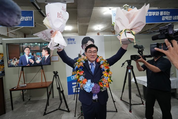 군산시장 선거에서 당선이 확정된 김재준 후보(사진=김재준 선거 캠프) *재판매 및 DB 금지