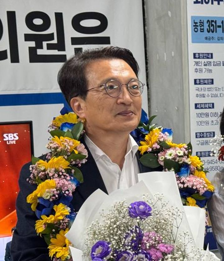 군산·김제·부안갑 국회의원 재선거에서 당선된 김의겸(사진=당선인 선거 캠프 제공) *재판매 및 DB 금지