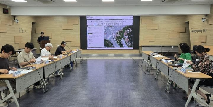 [광명=뉴시스] 광명시가 6월1일 시청 중회의실에서 마을돌봄정원 조성사업 실시설계 용역 착수보고회를 진행하고 있다. (사진=광명시 제공) 2026.04.06. photo@newsis.com *재판매 및 DB 금지
