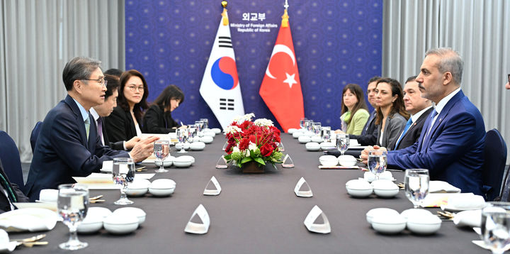 [서울=뉴시스]조현 외교부 장관은 4일 서울에서 하칸 피단 튀르키예 외교장관과 한-튀르키예 외교장관회담을 개최했다. *재판매 및 DB 금지