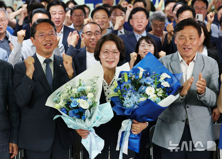 헌정사 최초 여성 경기도지사 탄생, 추미애 당선이 바꿀 경기대전환의 핵심은?