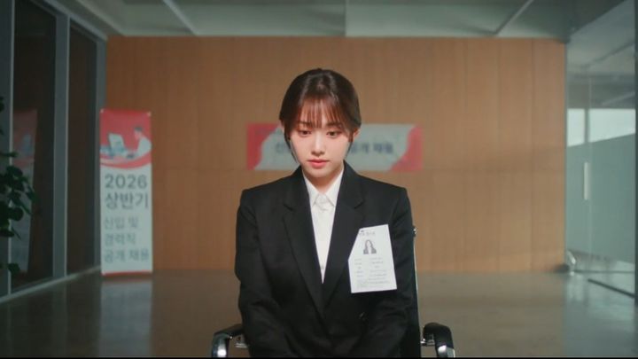 [서울=뉴시스] 동아오츠가가 배우 강미나와 함께 '오로나민C' 신규 광고를 공개했다.(사진=동아오츠카 제공) *재판매 및 DB 금지