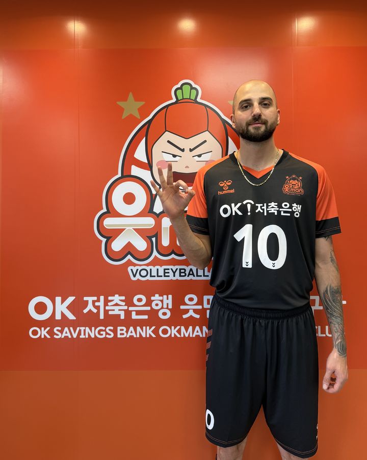 [서울=뉴시스] 남자 프로배구 OK저축은행이 아시아 쿼터 선수로 영입한 이란 출신 페이즈. (사진=OK저축은행 제공) 2026.06.05. *재판매 및 DB 금지