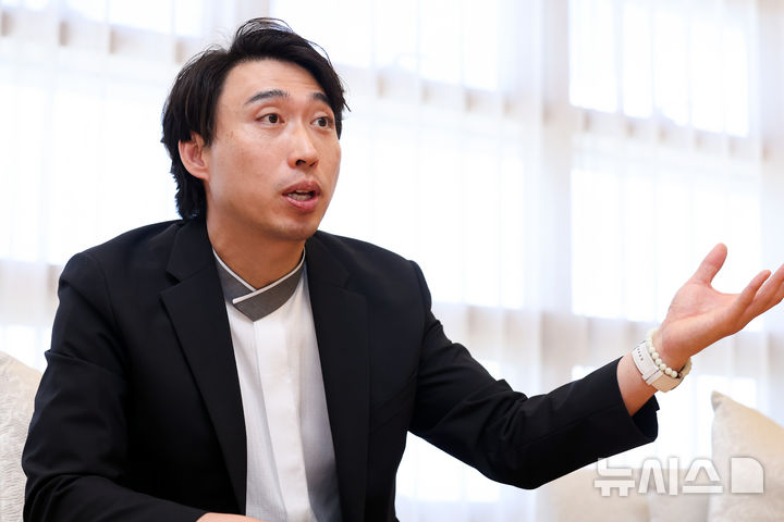 [서울=뉴시스] 최진석 기자 = 원불교 열쇠교당 정효천 교무가 5일 서울 동작구 원불교소태산 기념관에서 뉴시스와 인터뷰를 하고 있다. 2026.06.06. myjs@newsis.com