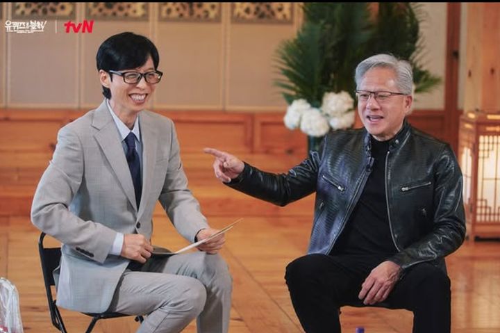 [서울=뉴시스] MC 유재석이 엔비디아 최고경영자(CEO) 젠슨 황을 만났다. (사진=유퀴즈 인스타그램 캡처) 2026.06.06. photo@newsis.com  *재판매 및 DB 금지