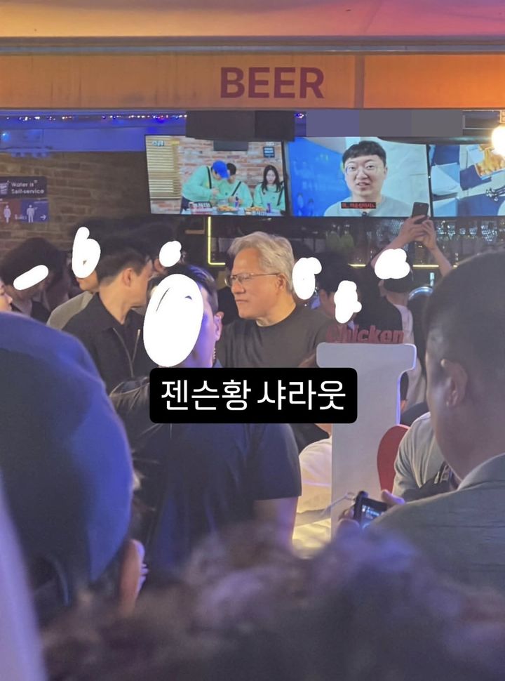 [서울=뉴시스] 젠슨 황, 김선태. (사진 = 인스타 캡처) 2026.06.07. photo@newsis.com *재판매 및 DB 금지