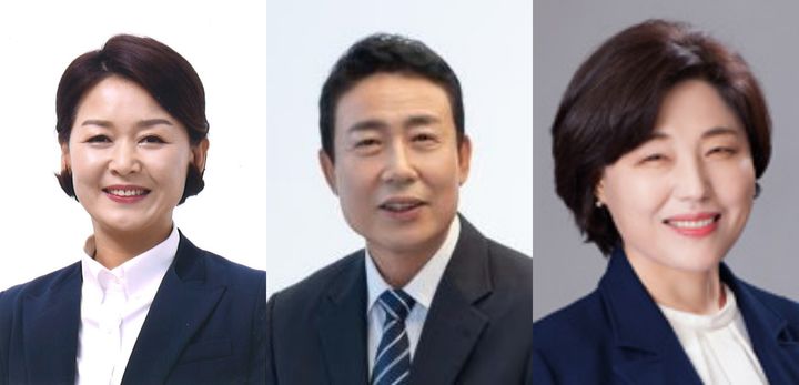 [청주=뉴시스] 왼쪽부터 더불어민주당 김은숙, 남일현, 임은숙 청주시의원. photo@newsis.com *재판매 및 DB 금지