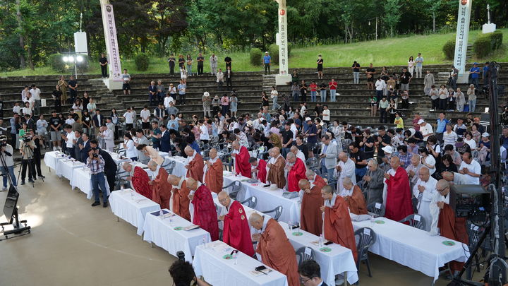 [서울=뉴시스] 제3회 양주시 평화기원예술제 (사진=양주불교사암연합회 제공) 2026.06.07. photo@newsis.com *재판매 및 DB 금지