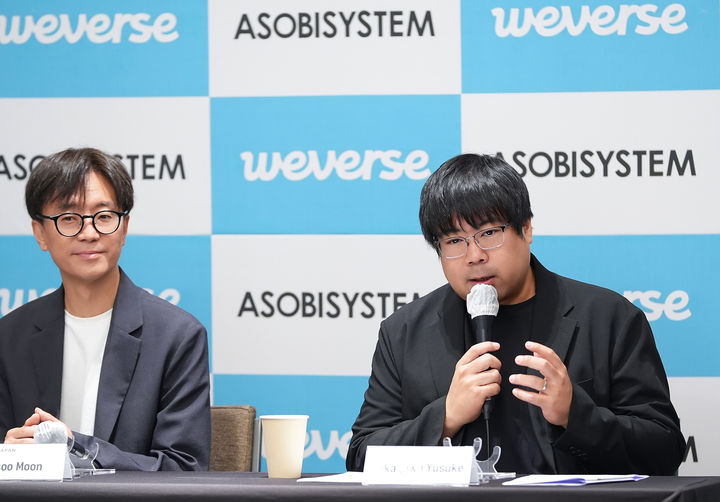 [서울=뉴시스] 문지수 대표이사, 나카가와 유스케 대표이사. (사진 = 위버스 컴퍼니 제공) 2026.06.09. photo@newsis.com *재판매 및 DB 금지