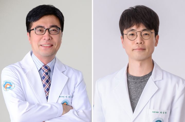 [울산=뉴시스] 울산대학교병원 이태훈(좌)·채강희 교수. (사진=울산대병원 제공). 2026.06.09. photo@newsis.com *재판매 및 DB 금지