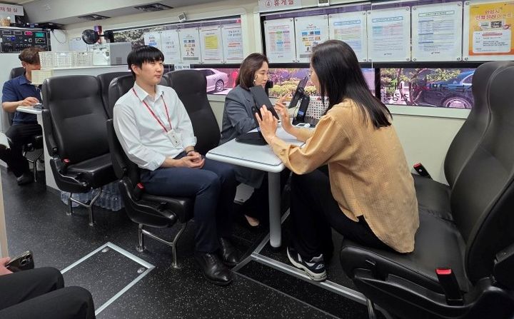 [서울=뉴시스] SK증권은 오는 10일 서울 여의도 본사 사옥 앞에서 '사랑의 헌혈 캠페인'을 실시한다고 9일 밝혔다. (사진=SK증권 제공) *재판매 및 DB 금지