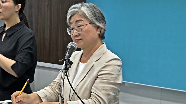 [세종=뉴시스] 송승화 기자 = 9일 세종시교육청 본청 기자회견에서 질문을 듣고 있는 강미애 세종시교육감 당선인. 2026.06.09. ssong1007@newsis.com *재판매 및 DB 금지