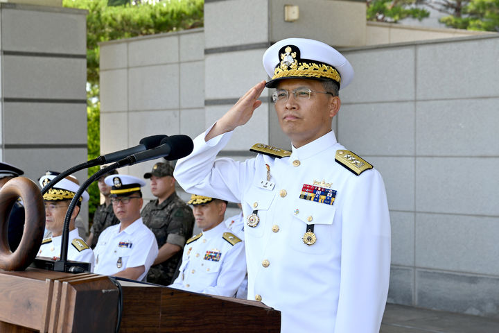 [부산=뉴시스] 제35대 해군작전사령관에 취임한 곽광섭 중장. (사진=해군작전사령부 제공) 2026.06.10. photo@newsis.com *재판매 및 DB 금지