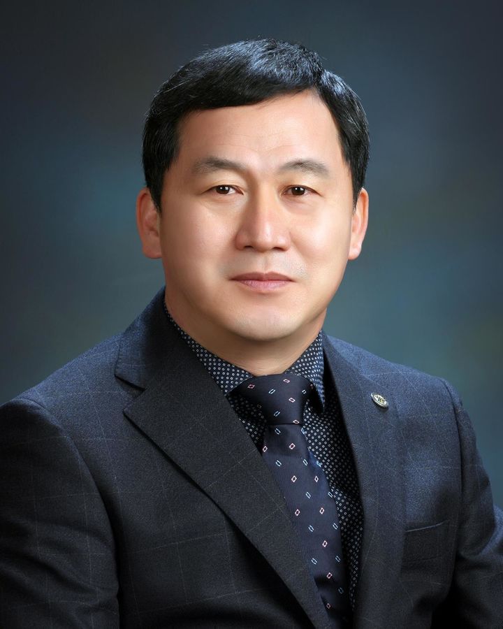 [서울=뉴시스] 우관문 충북괴산증평교육지원청 교육장. (사진=굿네이버스 제공) 2026.06.10. photo@newsis.com *재판매 및 DB 금지