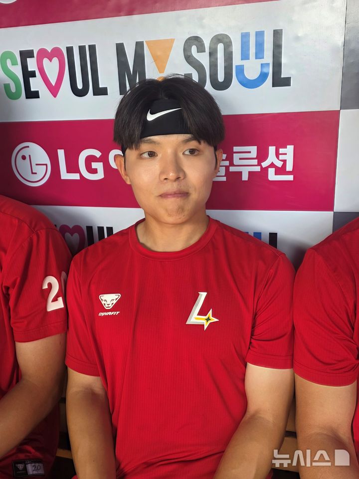 [서울=뉴시스] 김희준 기자 = 2026 아이치·나고야 아시안게임 야구 대표팀에 합류한 SSG 랜더스의 정준재. 2026.06.11jinxijun@newsis.com