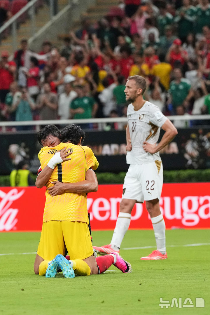 [사포판=AP/뉴시스] 한국 남자 축구 대표팀 수문장 김승규. 2026.06.11.