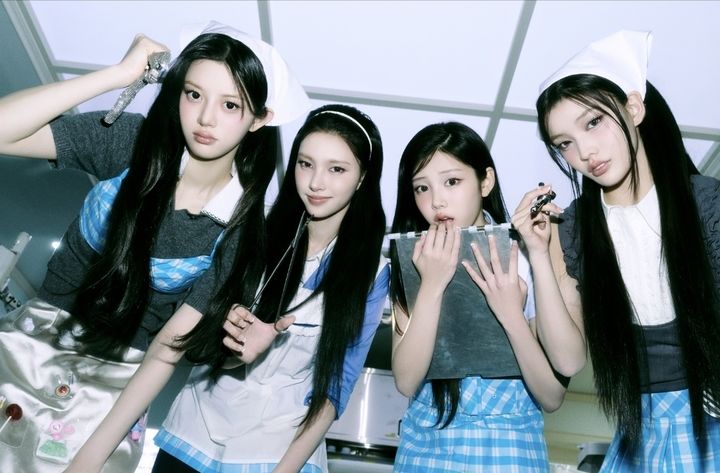 [서울=뉴시스] 아일릿 '아이코닉 바이 미스테이크(ICONIC BY MISTAKE)'. (사진 = 빌리프랩 제공) 2026.06.12. photo@newsis.com *재판매 및 DB 금지