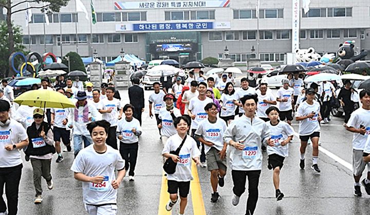 [평창=뉴시스] 강원도민달리기 대회. (사진=평창군 제공) 2026.06.12. photo@newsis.com *재판매 및 DB 금지