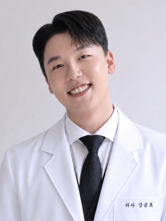 [대전=뉴시스] 대전을지대병원 정형외과 4년차 강균호 전공의.(사진=대전을지대학교병원 제공) 2026.06.12. photo@newsis.com *재판매 및 DB 금지