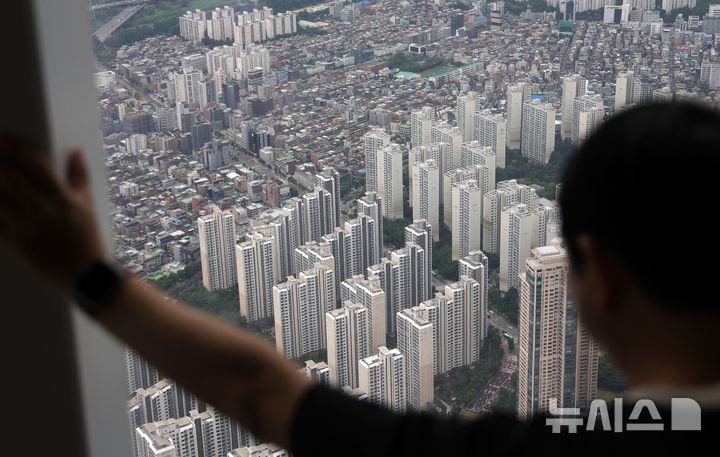 [서울=뉴시스] 홍효식 기자 = 강남 3구 아파트 모습. 2026.06.14. yesphoto@newsis.com