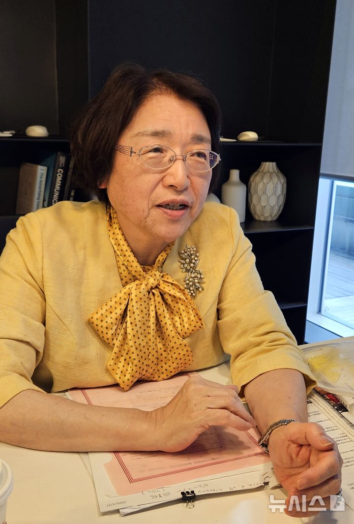 [서울=뉴시스]강진아 기자=일본 재택 호스피스 전문의 나이토 이즈미 원장이 지난달 27일 서울 종로구 한 호텔에서 뉴시스와 인터뷰를 하고 있다. 2026.06.16. akang@newsis.com 