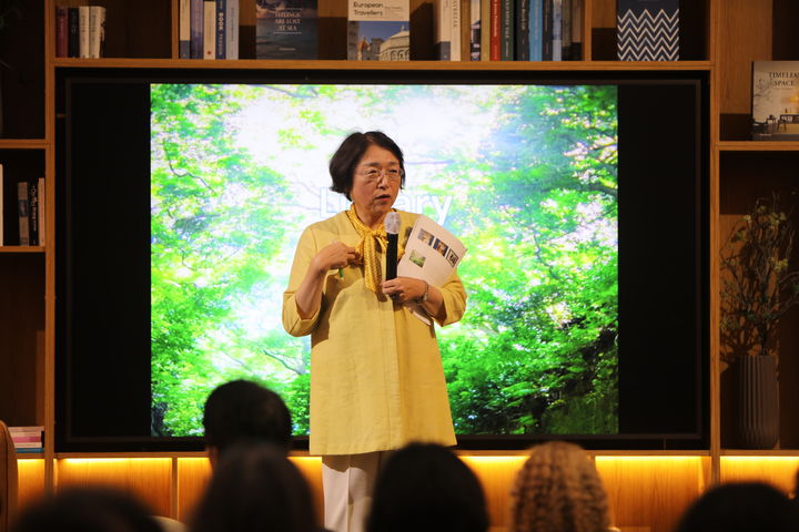 [서울=뉴시스]일본 재택 호스피스 전문의 나이토 이즈미 원장이 지난달 27일 서울 강남구 별마당도서관에서 강연을 하고 있다. (사진=마음의숲 출판사 제공) 2026.06.16. photo@newsis.com *재판매 및 DB 금지