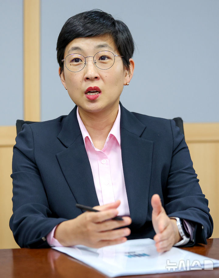 [대구=뉴시스] 이무열 기자 = 조아라 대구고검장 직무대리(차장검사)이 17일 대구 수성구 대구고등검찰청에서 뉴시스와 인터뷰 하고 있다. 2026.06.17. lmy@newsis.com