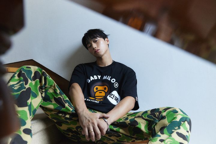 [서울=뉴시스] 에이티즈 멤버 산이 참여한 베이프 코리아 익스클루시브 컬렉션 화보 (사진=무신사 제공) 2026.06.17. photo@newsis.com *재판매 및 DB 금지