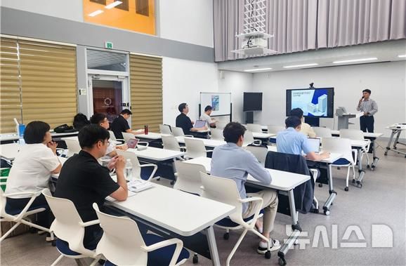 [서울=뉴시스] 한국해양교통안전공단(KOMSA)이 지난 17일 세종창조경제혁신센터와 함께 개최한 '2026년 KOMSA 세종 창업기업 초청 간담회' 전경.