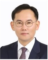 [세종=뉴시스] 강종석 한미전략투자공사 신임 경영기획본부장. (사진=한미전략투자공사 제공) *재판매 및 DB 금지