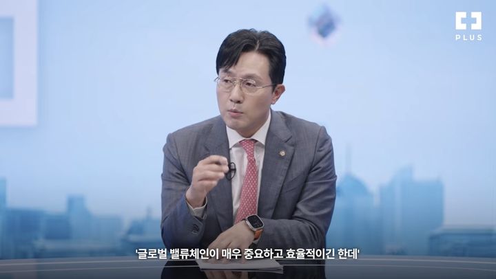 [서울=뉴시스] 최영진 하나자산운용 부사장. (사진출처: 유튜브 채널 ‘PLUS TV')