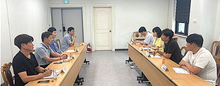 [원주=뉴시스] 원주시근로자종합복지관 모니터링단 간담회. (사진=원주시시설관리공단 제공) 2026.06.18. photo@newsis.com *재판매 및 DB 금지