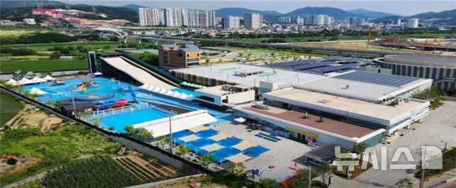 [경기광주=뉴시스] 경기 광주시 워터파크 야외 물놀이장 (사진=광주도시관리공사 제공) 2026.06.18.photo@newsis.com