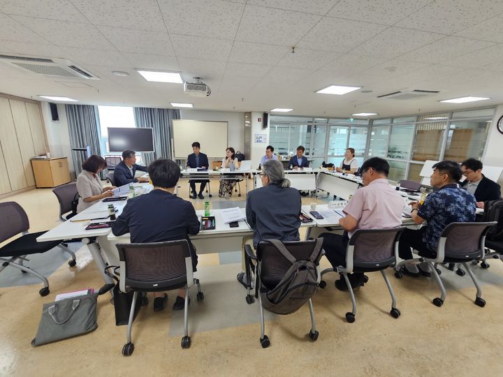 [홍성=뉴시스] 충남교육감 인수위 분과회의 모습. (사진=충남교육 미래동행 준비위원회 제공) 2026.06.18 photo@newsis.com *재판매 및 DB 금지