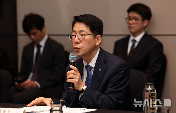[서울=뉴시스] 김선웅 기자 = 황종우 해양수산부 장관. 2026.06.18. mangusta@newsis.com