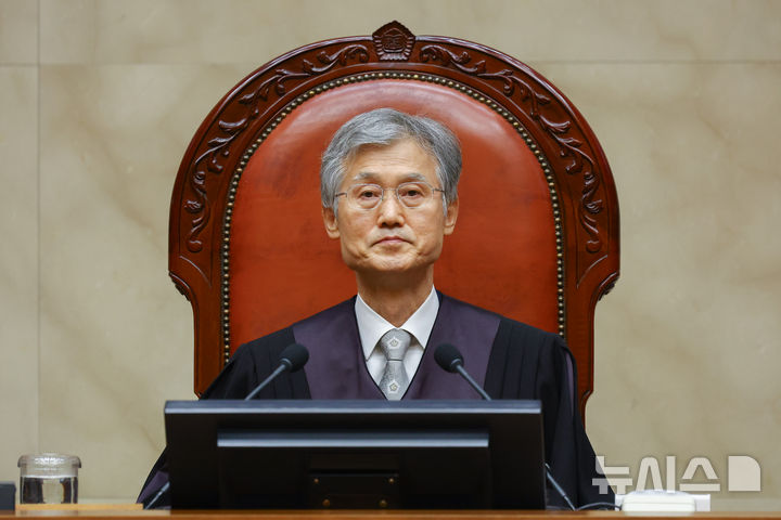 [서울=뉴시스] 조희대(사진) 대법원장과 대법관들이 이번 주 김건희 여사의 '명태균 무상 여론조사', 한덕수 전 국무총리·이상민 전 행정안전부 장관의 내란중요임무종사 사건의 합의 기일을 연다. (사진=뉴시스DB). 2026.09.27. photo@newsis.com