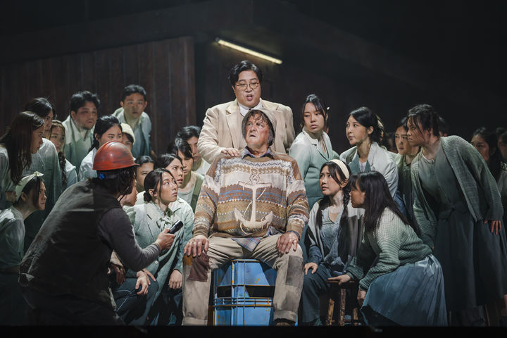 [서울=뉴시스] 국립오페라단의 오페라 '피터 그라임스' 장면. (사진=국립오페라단 제공) 2026.06.19. photo@newsis.com *재판매 및 DB 금지