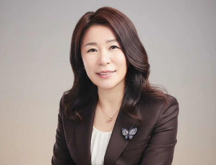 [장성=뉴시스] 안유화 중국 하남성과학기술대학교 석좌교수. (사진 = 장성군 제공) photo@newsis.com *재판매 및 DB 금지