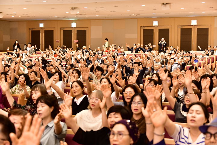  [서울=뉴시스] 지난 21일 경기 수원명성교회에서 열린 '6.25 한국전쟁 76주년 한국교회 연합예배' (사진= 한국교회총연합) 2026.06.22. photo@newsis.com *재판매 및 DB 금지