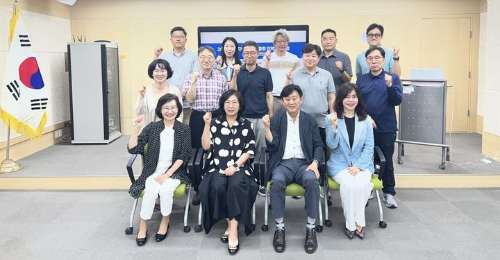 [대전=뉴시스] 대전보건대 HRD사업단 '지역·산업맞춤형 인력양성사업 운영위원회' 기념촬영. (사진=대전보건대 제공) 2026.06.22. photo@newsis.com *재판매 및 DB 금지