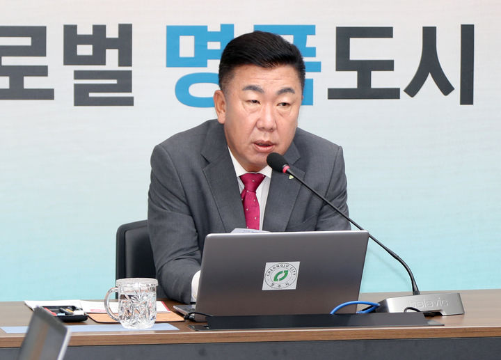 [청주=뉴시스] 이범석 청주시장. photo@newsis.com *재판매 및 DB 금지