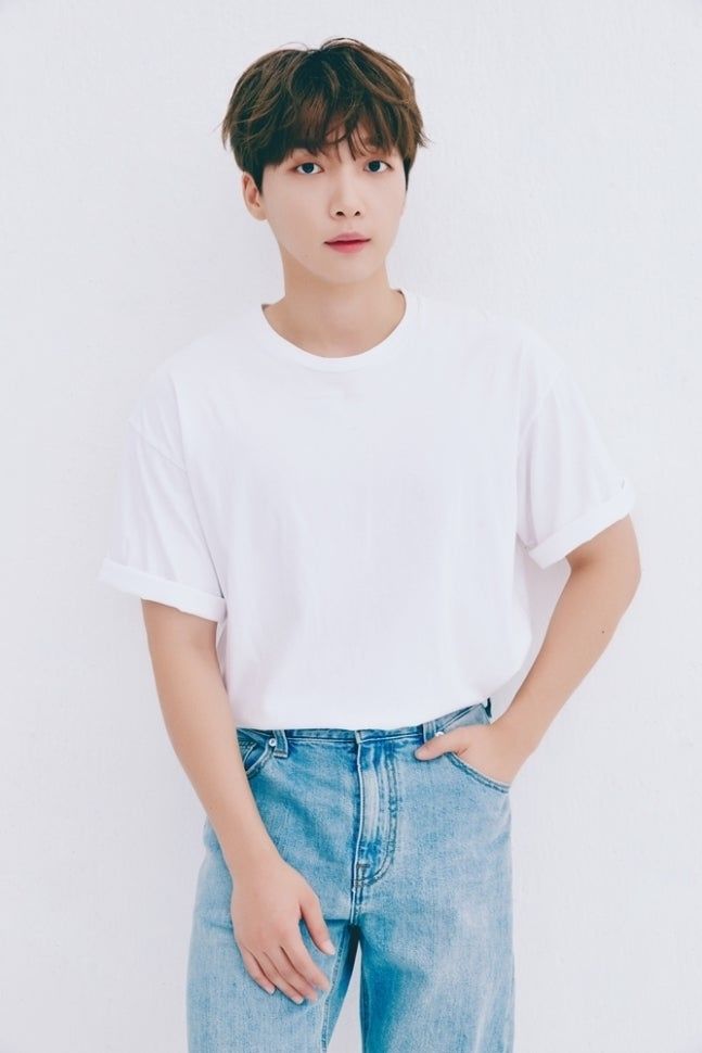 가수 정세운 오늘 입대 "건강히 다녀오겠다"