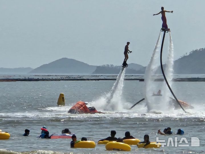 [해남=뉴시스] 송호해수욕장. (사진=해남군 제공) 2026.06.23. photo@newsis.com *재판매 및 DB 금지