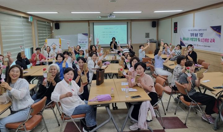 [거창=뉴시스] 거창군 돌봄의 가치로 함께 성장하는 여성친화도시 사업 추진 (사진=거창군 제공) 2026. 06. 23. photo@newsis.com *재판매 및 DB 금지