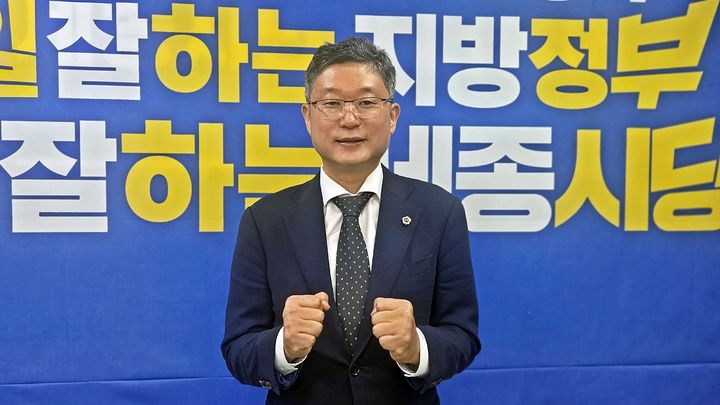 [세종=뉴시스] 더불어민주당 세종시의회가 제5대 전반기 의장으로 선출한 안신일 의원. 2026.06.23. ssong1007@newsis.com *재판매 및 DB 금지